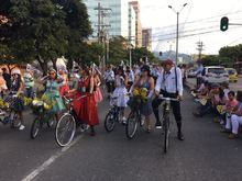 El grupo de bicicletas antiguas de Cali estuvo en Medellín representando la ciudad en la Feria de las Flores.