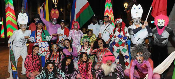 Los Gatos y su show de Cultura Ciudadana, alegraron la noche en el Teatro Municipal
