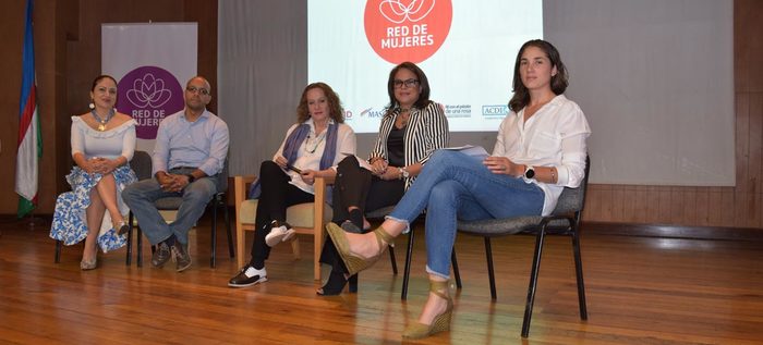 En Cali se teje la Red de Mujeres M, una iniciativa que lidera Alejandra Borrero
