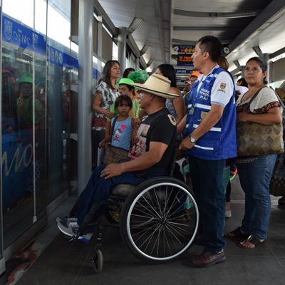 Bienestar Social gestiona recursos para apoyo al transporte de personas con discapacidad en Cali