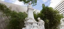 Alcalde Armitage entrega remodelación del icónico monumento a Jorge Isaacs y ‘María’
