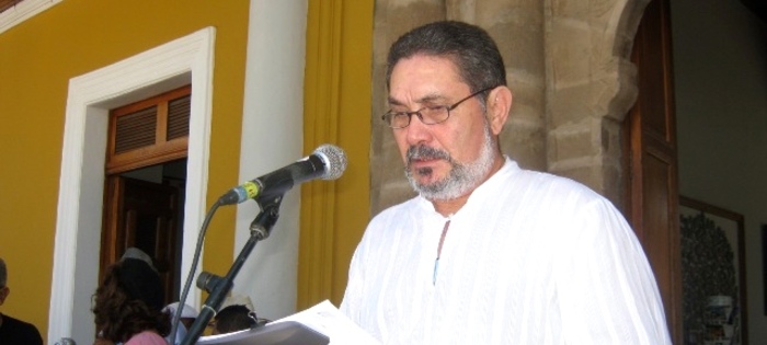 Recital y charla con el poeta nicaraguense Humberto Avilés Bermúdez