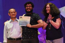 Alcaldía de Cali premió a los mejores poetas de la ciudad