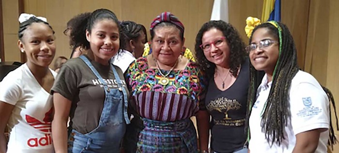 Rigoberta Menchú, la Nobel de Paz latinoamericana, hace parte de la Red de Bibliotecas Públicas de Cali