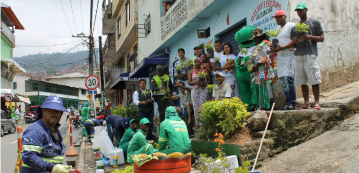 Jornada integral de recuperación dejó un colorido jardín en el barrio El Cortijo