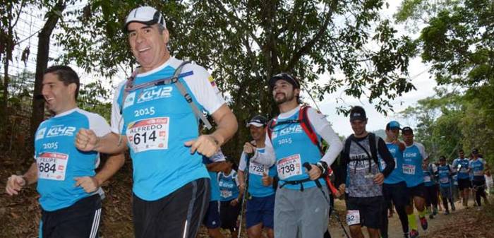 800 corredores de maratón escalaron Los Farallones de Cali