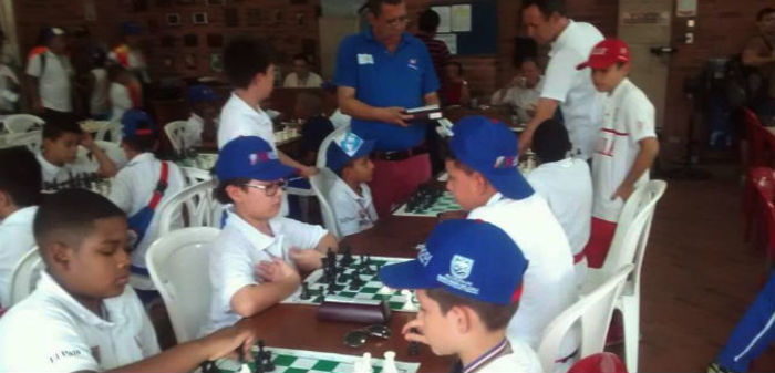 Comuna 3  campeona en ajedrez modalidad activo
