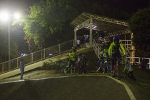 550 alumnos de BMX se benefician con iluminación de la Unidad Deportiva Alberto Galindo