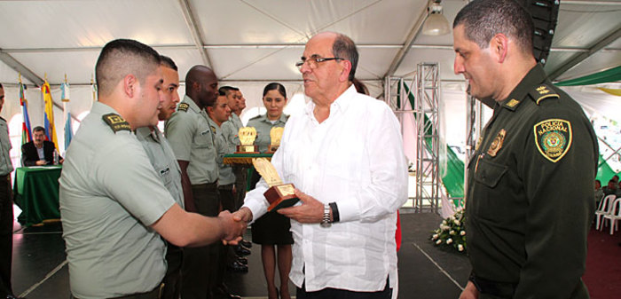 Alcalde Guerrero reconoció que Policía apoyó su gestión y mejoró la seguridad ciudadana en estos cuatro años