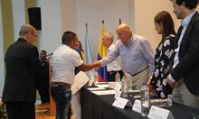 Alcalde Cali acompañó la ceremonia de grado de excombatientes de las FARC 4