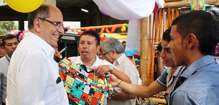 Alcalde Guerrero mostró bondades de Colectivos, programa para jóvenes vulnerables