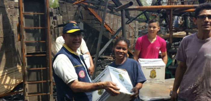 Secretaría del Riesgo entregó ayudas humanitarias en el Jarillón