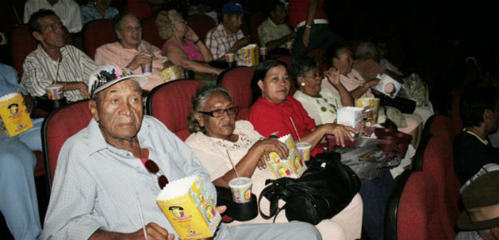 Este viernes, cine gratuito para los adultos mayores en Cinecolombia