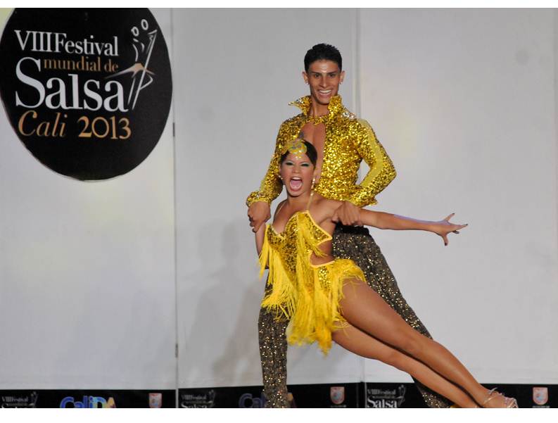 El baile deportivo tiró paso en el cierre del VIII Festival Mundial de Salsa