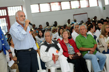 Con el compromiso de mantener la cercanía, alcalde Armitage celebró visita 150 a los territorios