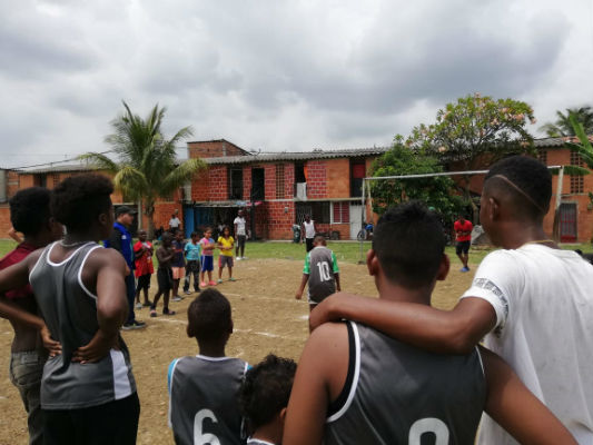 Potrero Grande jugó su partido de la paz en el Día de la Madre: fútbol fue clave para reducir la violencia