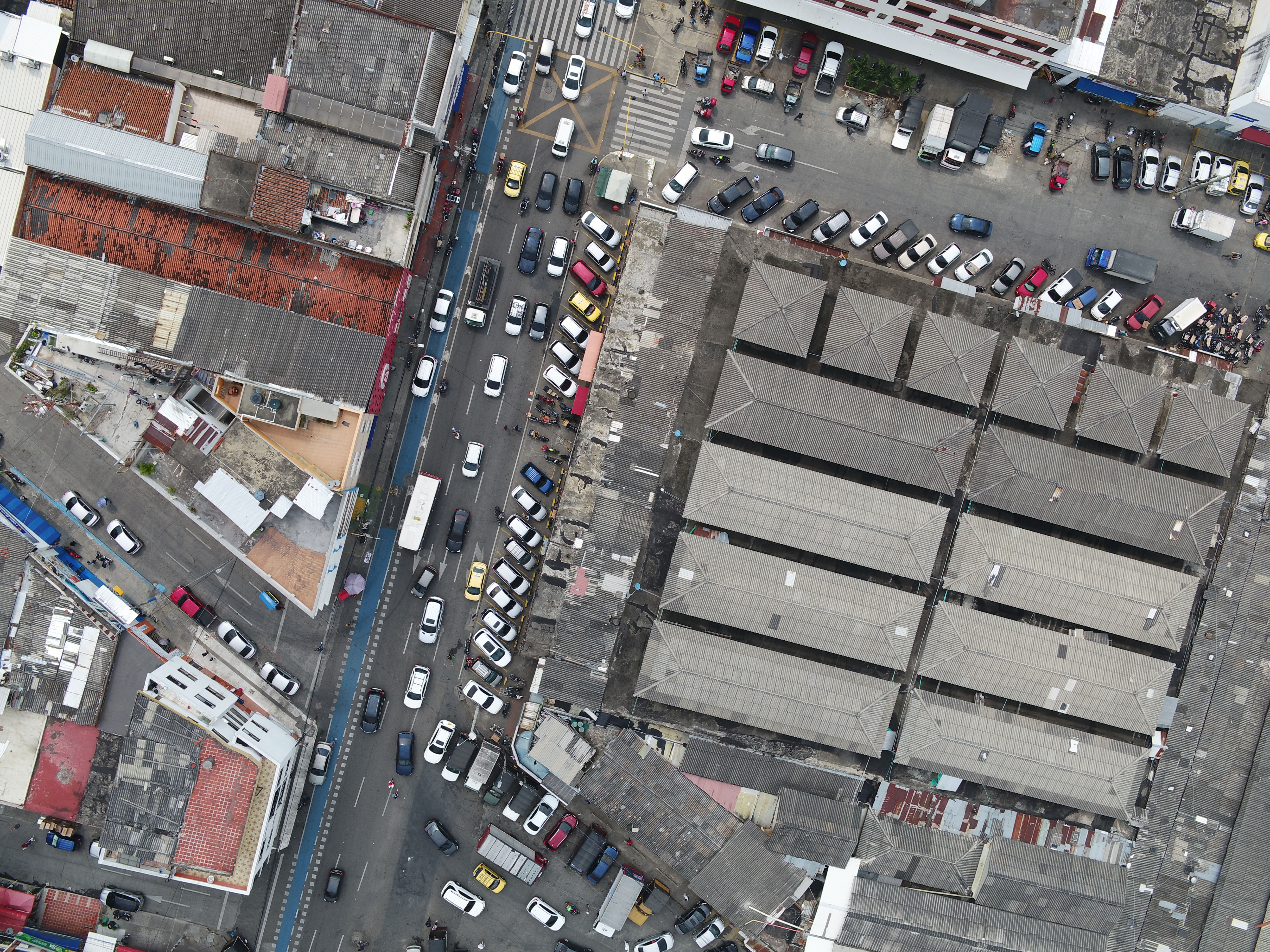 Imagen aérea panorámica del sector de la galería de Alameda.
