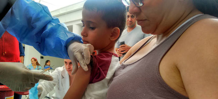 Jornada de vacunación en Cali atendió más de un centenar de personas