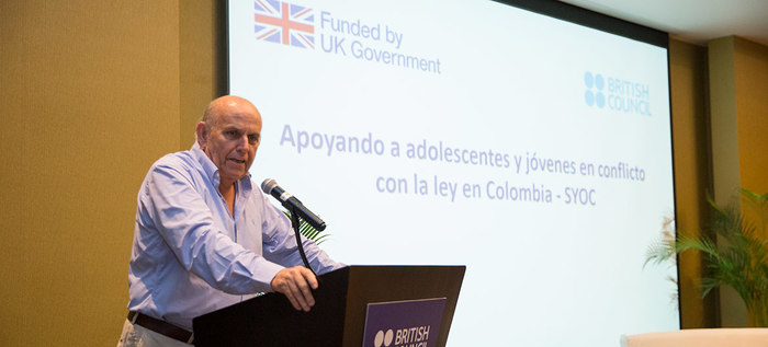Alcalde Armitage agradece apoyo del British Council en programas que apuntan a resocializar jóvenes recluidos