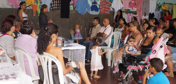 Mujeres caleñas contribuyen al desarrollo socioeconómico del Municipio