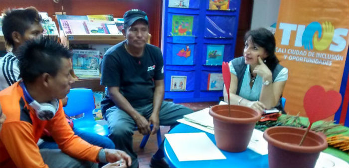 Dictan taller de habilidades parentales a comunidad embera katío