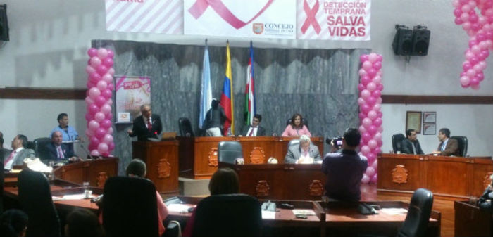 Salud presentó ante el Concejo acciones para prevenir  el cáncer de mama