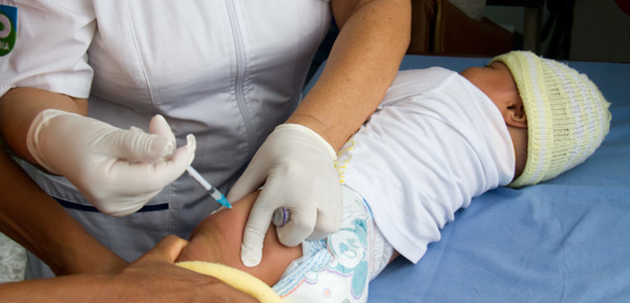 Salud Pública recuerda la importancia de la vacunación para la madre gestante y  el recién nacido