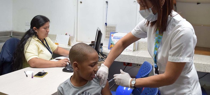 Hay 10 mil vacunas disponibles contra sarampión en Cali