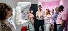 Para detectar cáncer de mama a tiempo, alcalde Armitage abre el Consultorio Rosado en IPS La Rivera
