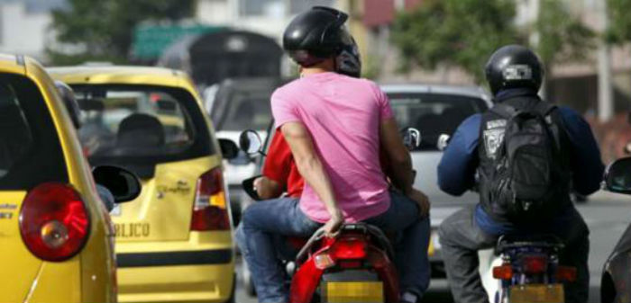 Se podrían endurecer  sanciones a motociclistas con parrillero hombre