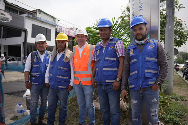 Con éxito avanza la adecuación y recuperación de la malla vial de la Autopista Simón Bolívar