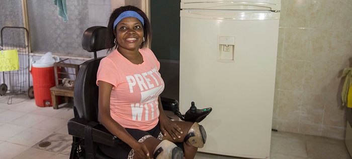 Alcaldía entrega subsidios para el mejoramiento de vivienda a personas en condición de discapacidad