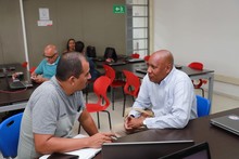 Rodaron las ideas y los sueños con la rueda de oportunidades en Aguablanca Emprende Cultura