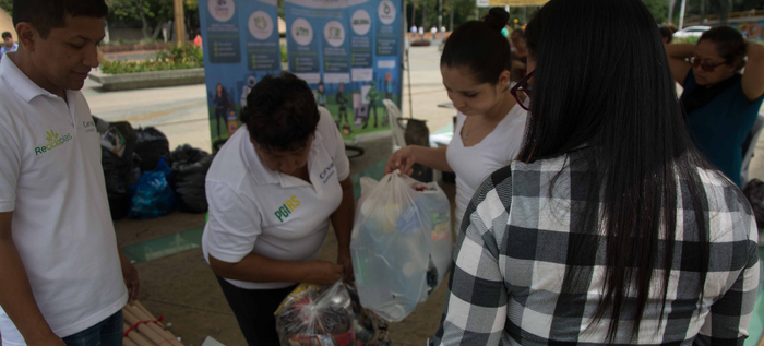 Se recogieron cerca de 400 kilos de residuos en la segunda jornada de la Reciclatón.