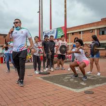 Con actividad física, exhibiciones deportivas y recreación, caleños celebraron el cumpleaños 485 de la ciudad