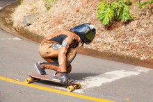 Los mejores riders del mundo compitieron en Cali por el Campeonato Mundial de Downhill Skateboarding