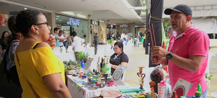 Emprendedores locales: Gran convocatoria en la Feria de la Niñez
