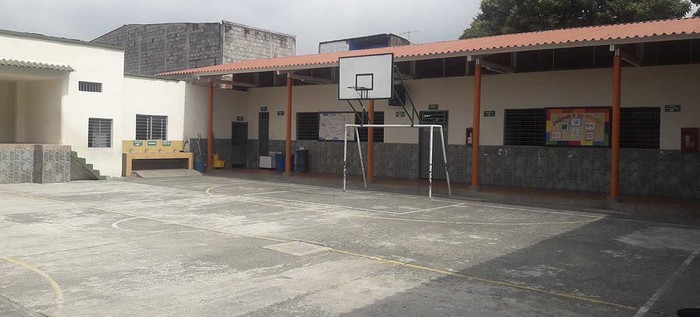 Mi Comunidad es escuela beneficia a 340 estudiantes de la sede educativa Republica de Ecuador