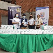 Club Rotario de Cali donó 720 termómetros a la Secretaría de Educación