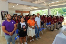 Estudiantes de Villacarmelo celebraron la entrega de nuevos espacios y dotación