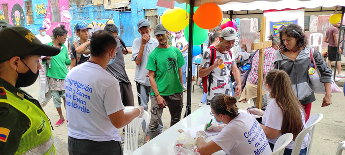 Jornada de atención integral benefició a 640 personas del barrio Sucre