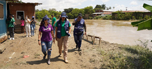 Alcaldía entregó ayudas a comunidades afectadas por lluvias e inundaciones