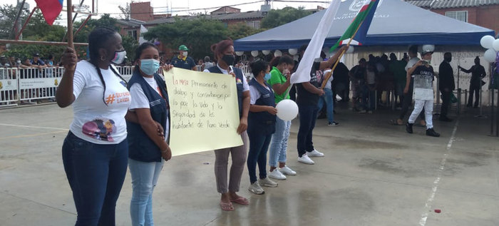 Alcaldía de Cali acompañó velatorio colectivo de jóvenes en Llano Verde