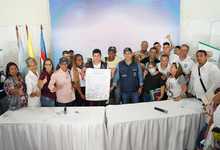 Alcaldía y comunidad de Floralia firman pacto por la vida en jornada de ‘Gobierno al Barrio’