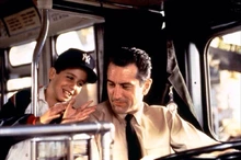 Semana del Día Internacional del Teatro  CICLO DE LAS TABLAS A LA PANTALLA  Película: UNA HISTORIA DEL BRONX de Robert De Niro.  Fecha: Lunes, marzo 27 de 2017 Lugar: Sala 218 Centro Cultural de Cali 