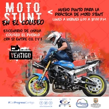 Moto Stunt en el coliseo 