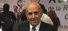 Alcalde recibe reconocimiento en Bogotá