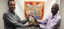 Asesoría de Asuntos Étnicos y Pastas Nuria comparten con las colonias del Pacífico en la novena
