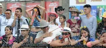 Desfile de Autos Clásicos y Antiguos