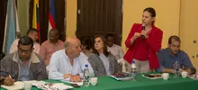 Mesas de trabajo de la Alcaldía con las comunas 15 y 21